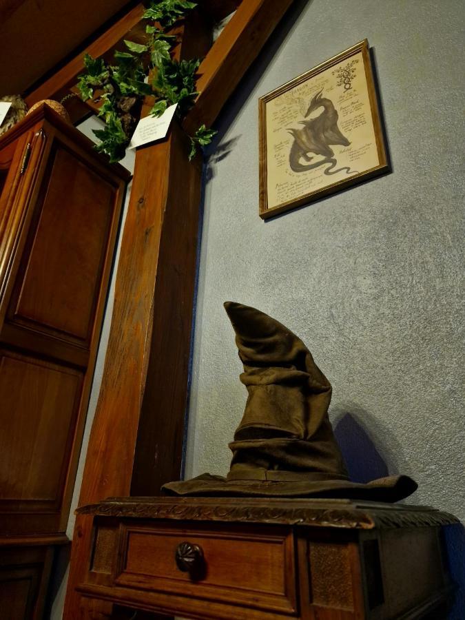 Le Gite Ensorcele Saint-Jean-Soleymieux Exteriör bild